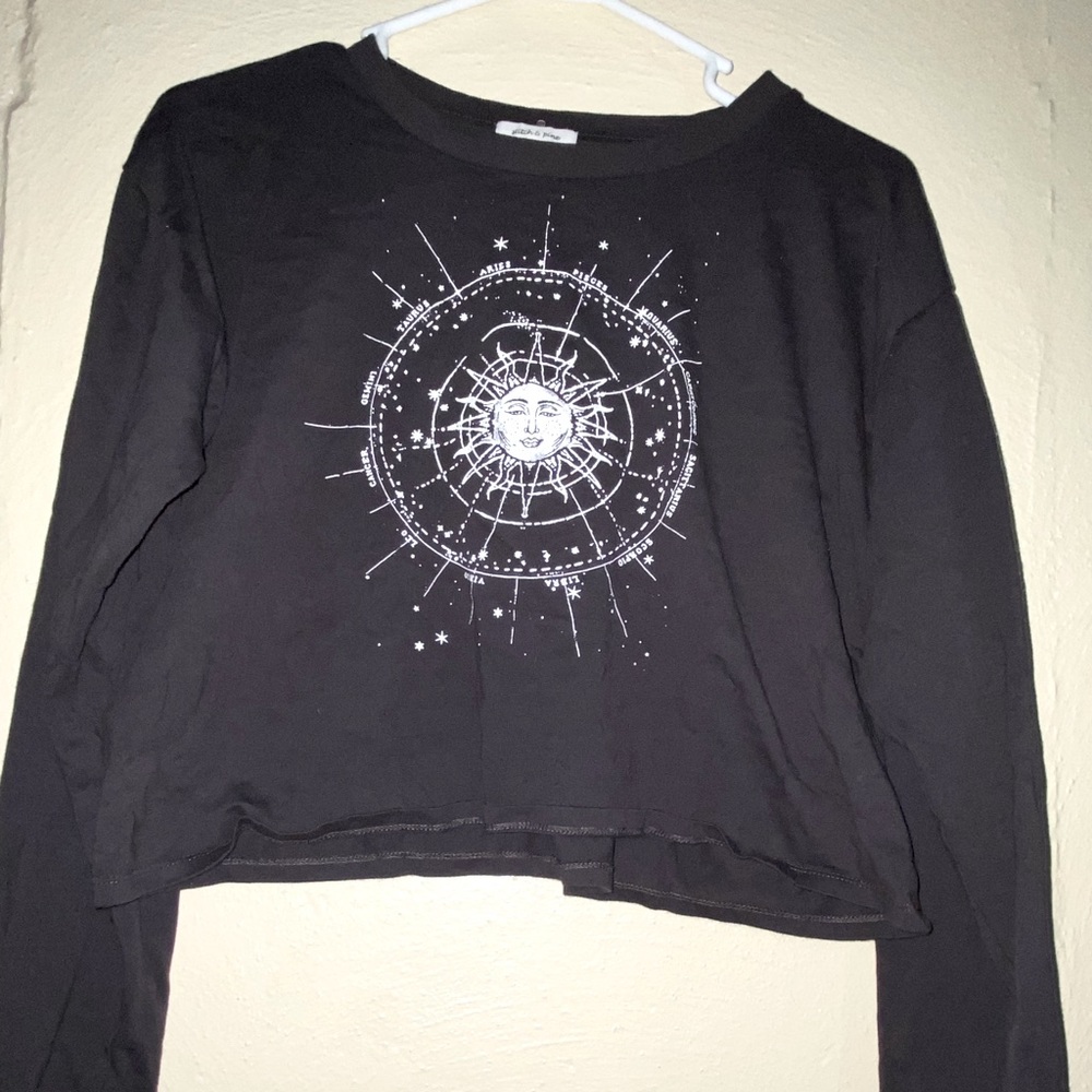 Long sleeve astrology shirt,black, brand named stitch and pine,lightly worn